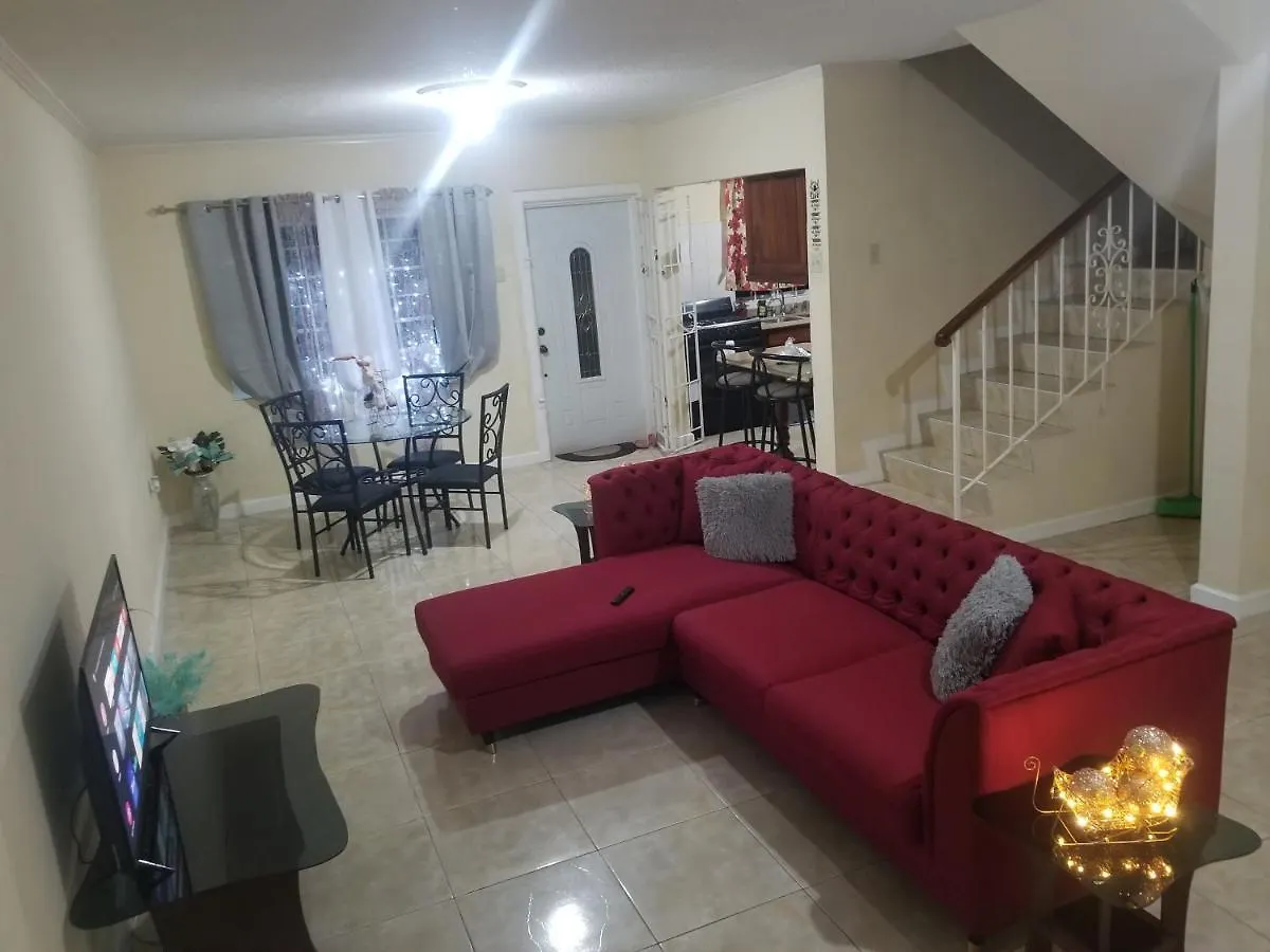 Beautiful 3-Bedroom Townhouse In Mandeville. Jamaica