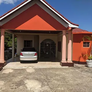  Apartment Oasis Living Getaway In Mandeville, Manchester Jamaica